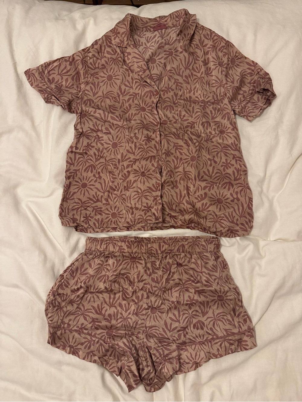 100% Silk Eberjey Short-Sleeve Floral Pajama Set — Mauve Pink